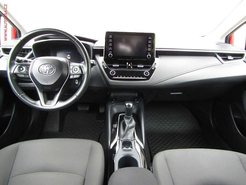 Toyota Corolla (2020) 1.6 VVT-i, ČR, Comfort, AT - fotka 8 z 19