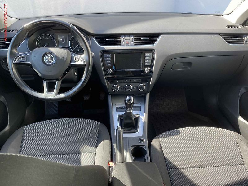 Škoda Octavia (2016) 1.6 TDi, ČR, Ambition Fresh - fotka 8 z 17