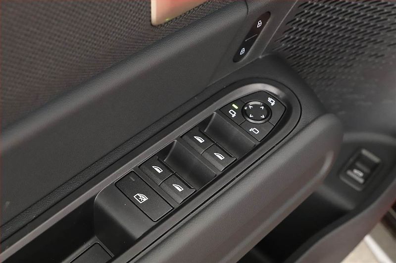Mini Countryman (2025) S All4, JCW, HUD, Navigace - fotka 22 z 26