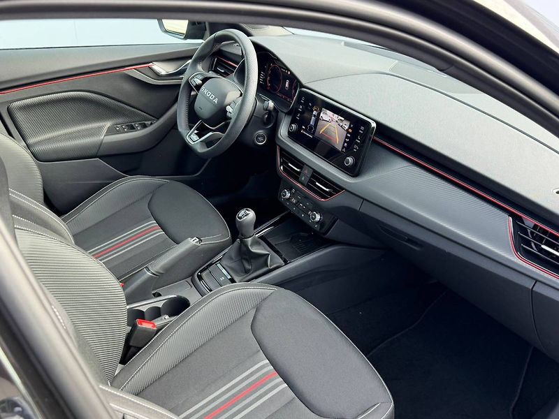 Škoda Scala Monte Carlo 1,0 TSI 85 kW 6° M - fotka 6 z 41