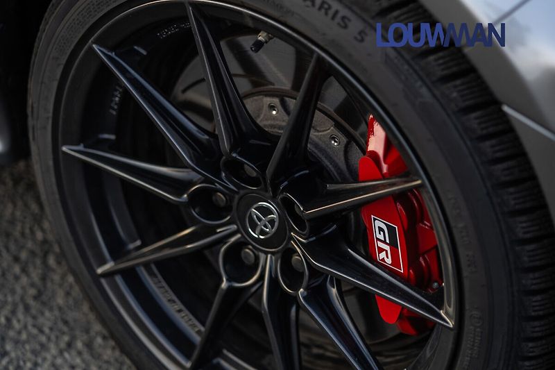 Toyota GR Yaris 1,6   GR Turbo Dynamic VIP MT - fotka 28 z 28