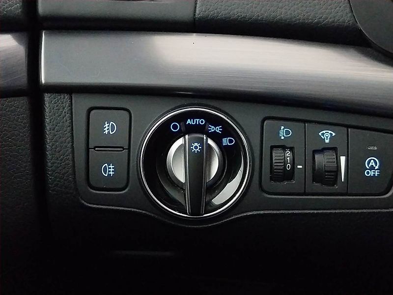 Hyundai i40 (2019) 1.6 CRDi, Serv.kniha, Navi - fotka 19 z 21