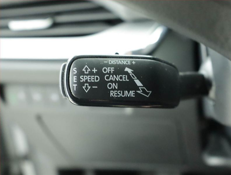 Škoda Enyaq (2023) iV 60 (62 kWh), SoH 93% - fotka 18 z 24