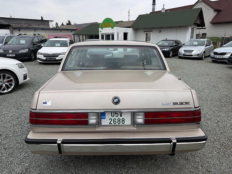Buick Park Avenue Electra 3.8 V6 - fotka 5 z 14