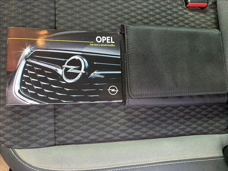 Opel Crossland X 1,2 i 81 KW CZ 1 MAJ AUT KLIMA - fotka 27 z 31