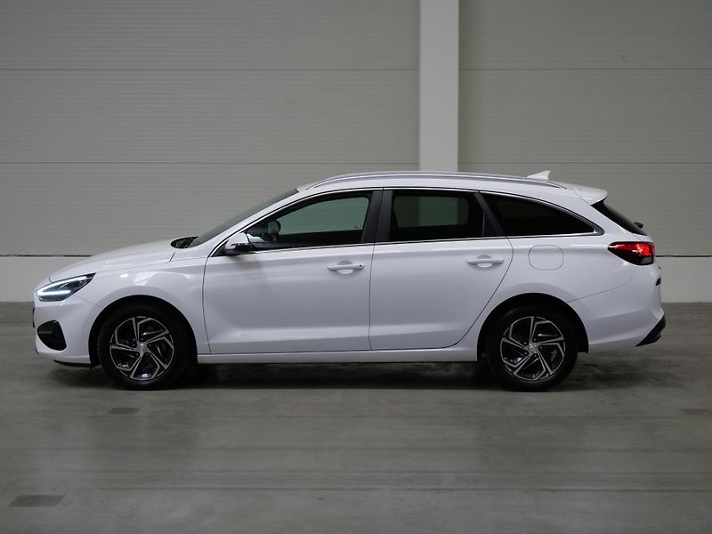 Hyundai i30 - fotka 3 z 25