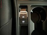 Volkswagen Golf (2018) 1.0 TSi, 1.maj,ČR, autoAC - náhled 14