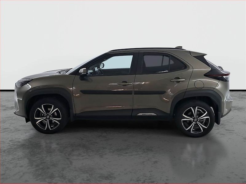 Toyota Yaris Cross (2023) 1.5 VVT-iE E-Four - fotka 3 z 18