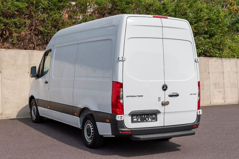 Mercedes-Benz Sprinter 311 CDI 84kW L2H2 *DPH* - fotka 4 z 24