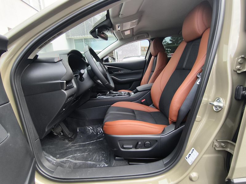 Mazda CX-30 (2026) 2.5i A/T. NAGISA edice - fotka 10 z 13