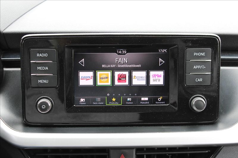 Škoda Scala 1.6 TDI / AMBITION / CZ - fotka 21 z 44