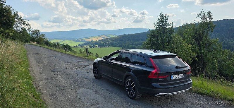 Volvo V90 (2019) CROSS COUNTRY, 4x4,odpočet DPH - fotka 7 z 11