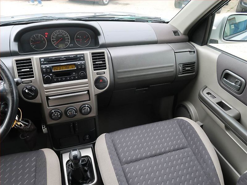 Nissan X-Trail (2005) 2.2 dCi, 4X4, nová STK, Tažné - fotka 8 z 15