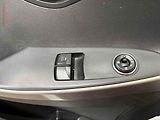 Hyundai i30 (2013) 1.6 CRDi, 1.maj, AT, AC - náhled 12