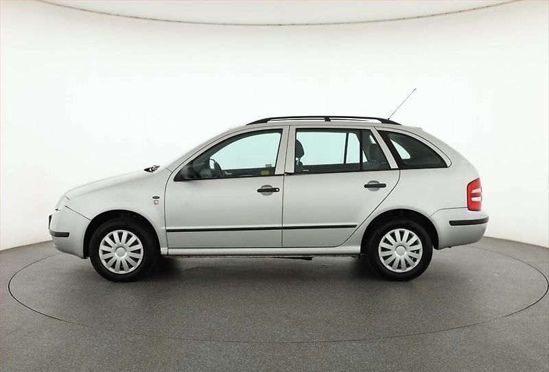 Škoda Fabia (2001) 1.4, po STK, jezdí skvěle - fotka 3 z 12