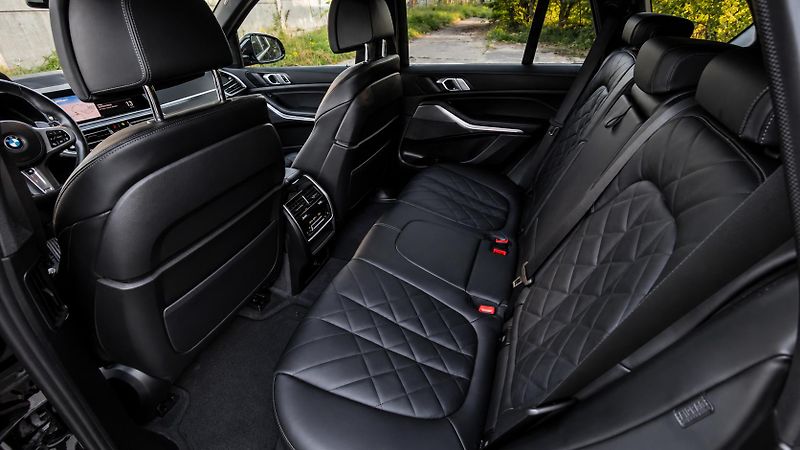 BMW X5 (2022) 30d M paket | 1. maj. - fotka 33 z 39