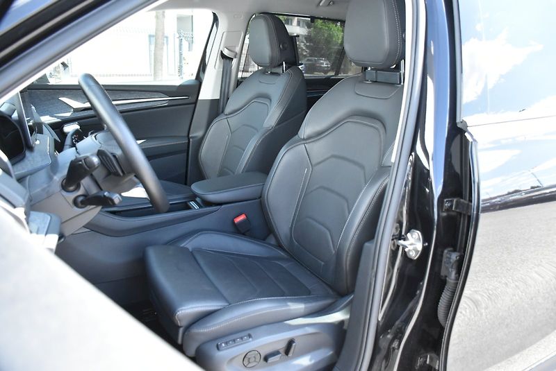 Škoda Kodiaq (2024) Exclusive Selection PHEV 1.5 T - fotka 23 z 33
