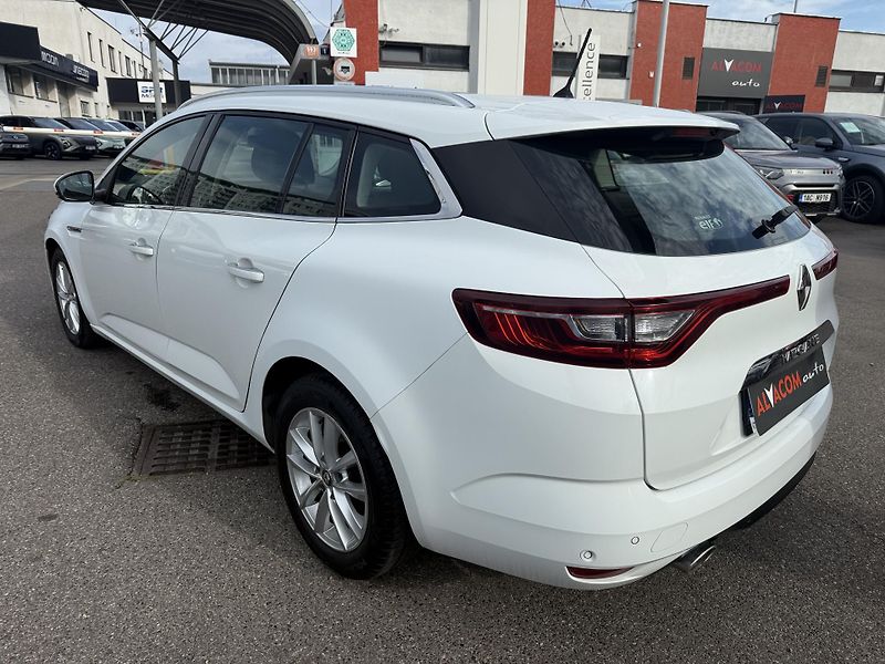 Renault Mégane 1.5 DCI 81kW - fotka 8 z 36