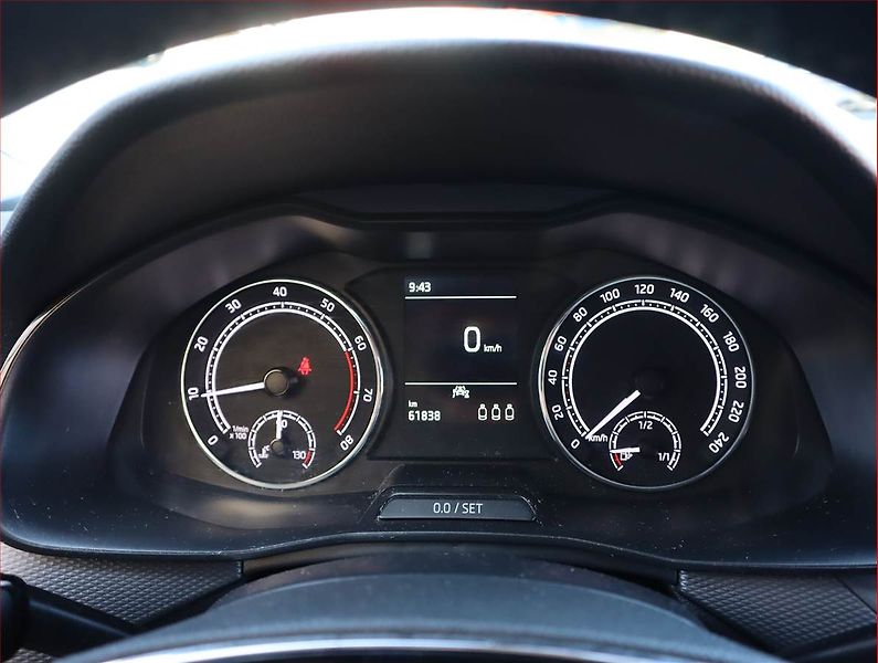 Škoda Kamiq (2021) Ambition 1.0 TSI, Serv.kniha - fotka 11 z 19