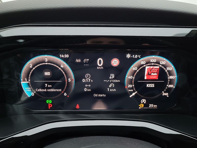 Volkswagen Multivan (2025) Long Life 2,0 TDI 110kW-nové - fotka 17 z 22