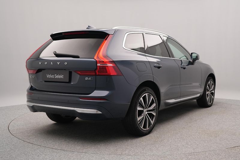 Volvo XC60 B4 AWD BRIGHT PLUS CZ 1.maj - fotka 11 z 45