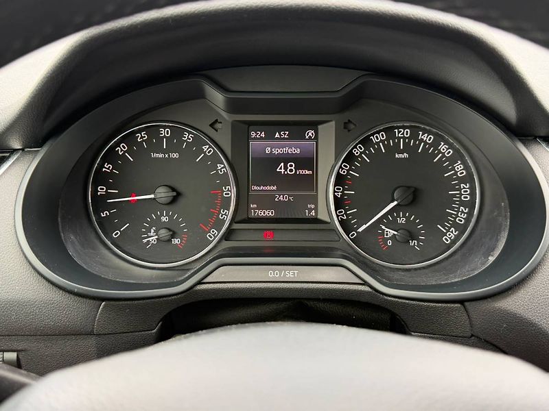 Škoda Octavia Style 1,6 TDI 81 kW 5° MP - fotka 8 z 23