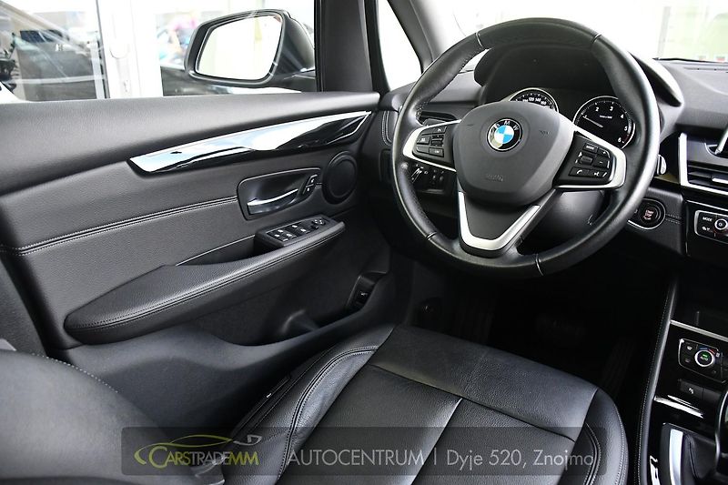 BMW Řada 2 216d GRAND TOURER TAŽNÉ 7MÍST - fotka 23 z 54