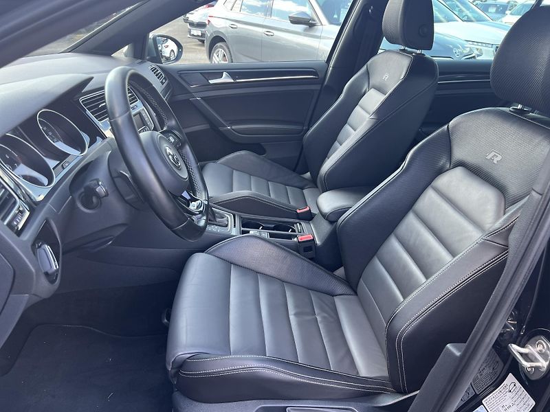 Volkswagen Golf R Variant 2.0TSi 221kw 4x4 DSG - fotka 9 z 41