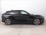 Ford Mustang Mach-E (2023) Standard Range AWD, SoH 94% - náhled 6