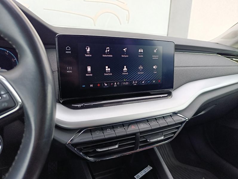 Škoda Octavia 2.0TDi 110kW DSG STYLE ČR - fotka 19 z 27