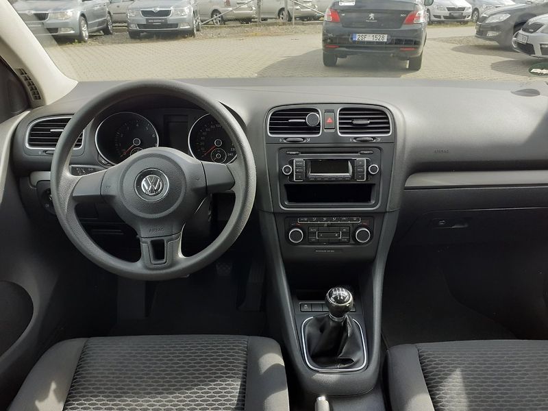 Volkswagen Golf (2011) VI 1.2 TSi - fotka 7 z 28