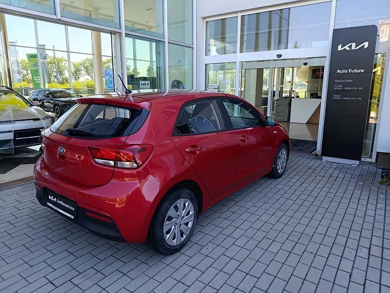 Kia Rio (2020) 1.2. CVVT ČR 1.maj - fotka 6 z 15