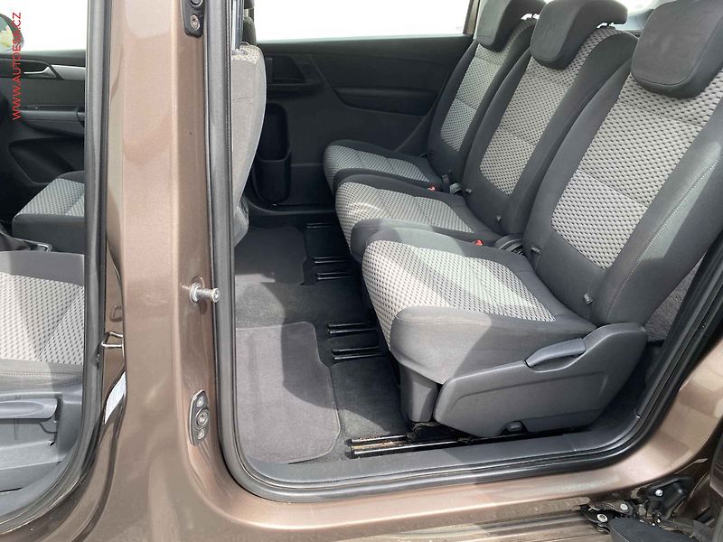 Volkswagen Sharan (2012) 1.4TSi, AC, park.asist - fotka 10 z 16