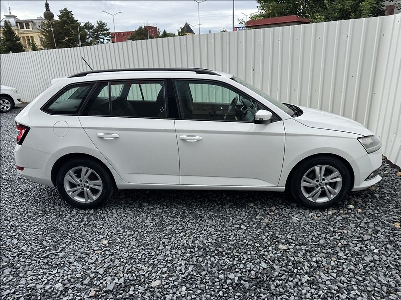 Škoda Fabia 1,0 TSI DPH tažné 1.maj. ČR - fotka 14 z 50