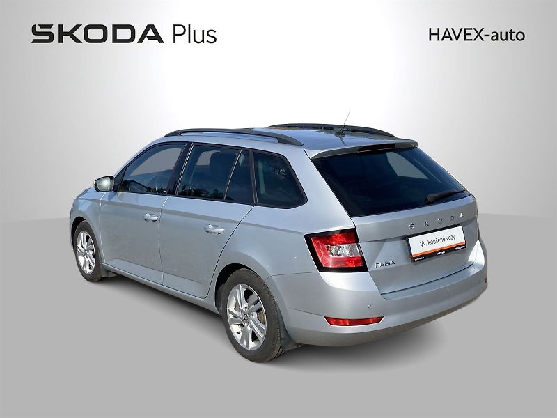Škoda Fabia (2021) Combi 1.0 TSI Ambition - fotka 32 z 34