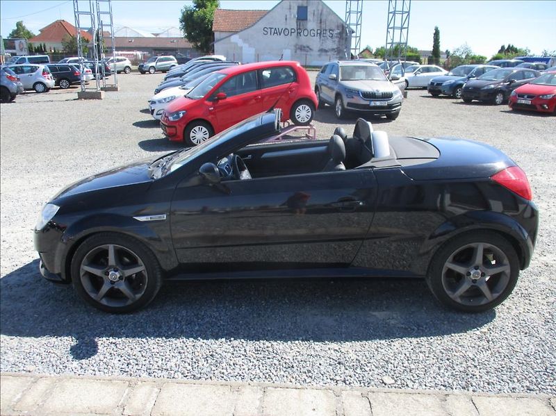 Opel Tigra 1,8 i,klima,serv.kniha, - fotka 8 z 36