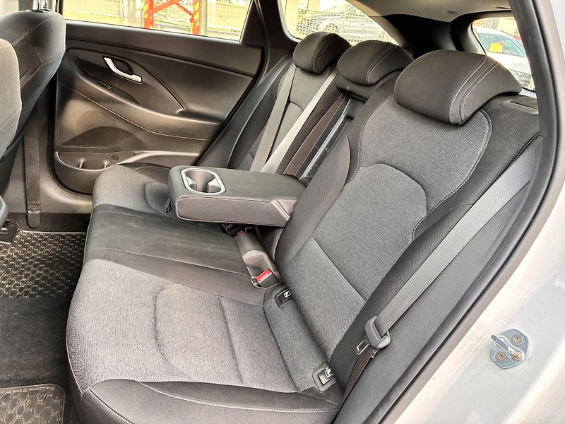 Hyundai i30 WG 1.5T-GDi 118kW SMART NAVI   - fotka 13 z 26