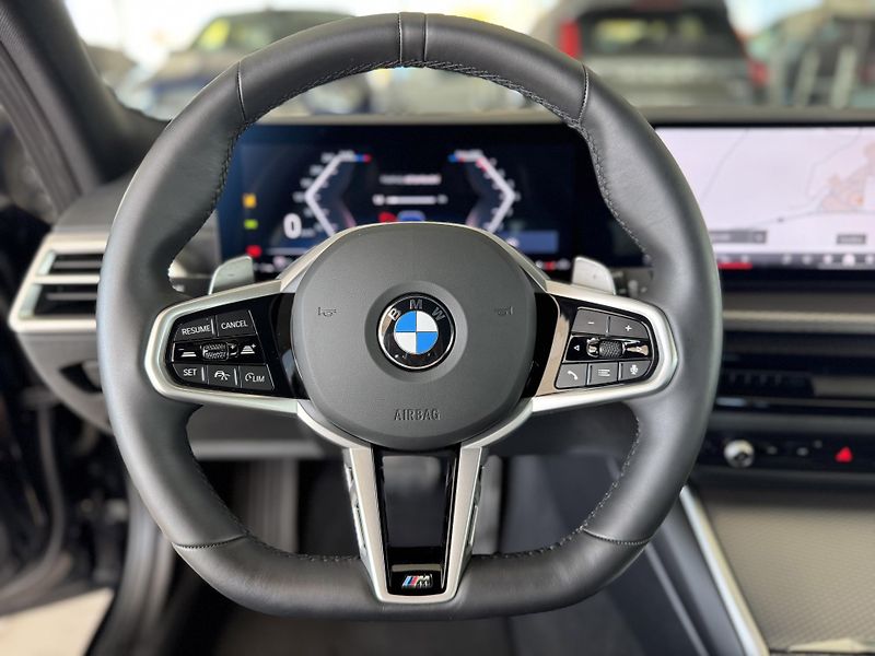 BMW Řada 3 330i xDrive*M-SPORT*Distronic - fotka 29 z 41