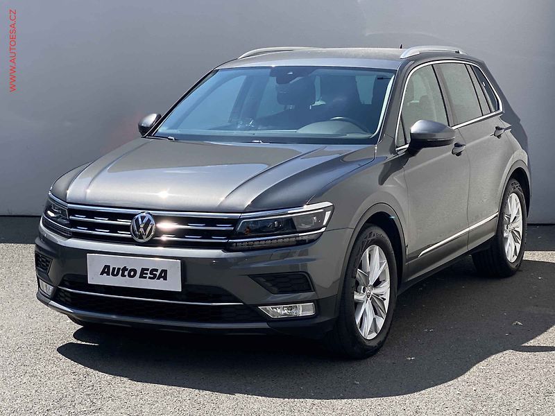 Volkswagen Tiguan (2016) 2.0 TDi, Highline, LED, navi - fotka 3 z 21
