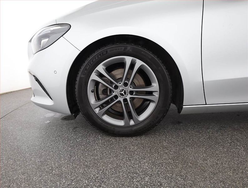 Mercedes-Benz Třídy B (2020) B 200 d - fotka 23 z 25
