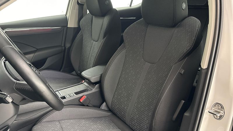 Škoda Octavia 2.0 TDI Style - fotka 15 z 26
