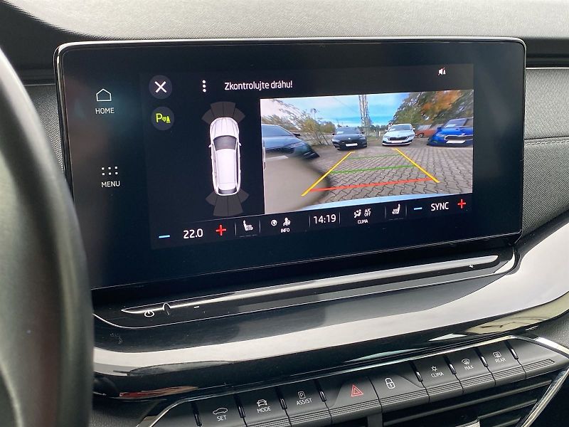 Škoda Octavia (2021) Combi 2.0 TDI 4x4 DSG Style+ - fotka 12 z 36