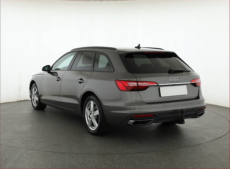 Audi A4 (2021) 35 TDI, Automat, Navi - fotka 4 z 16