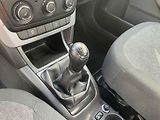 Škoda Yeti (2015) 1.2 TSi, Active, +kola - náhled 16