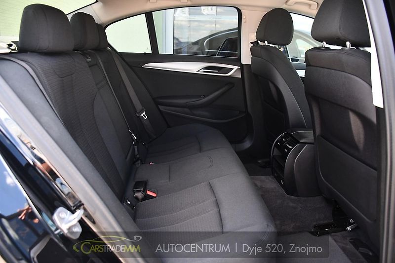 BMW Řada 5 518d ČR 1.M CARPLAY - fotka 16 z 54