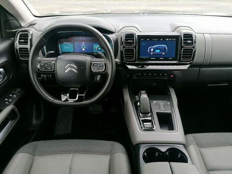 Citroën C5 Aircross (2021) 1.6 Hybrid Plug-in 225E - fotka 8 z 43