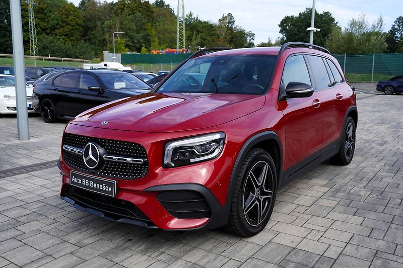 Mercedes-Benz GLB 200d 4Matic/AMG/AT/150 PS/Led - fotka 2 z 40