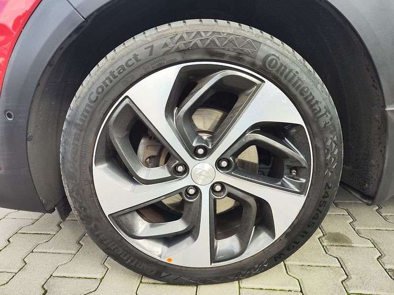 Hyundai Tucson 2.0 CRDI/136kW STL PRM 4x4 AT - fotka 35 z 40