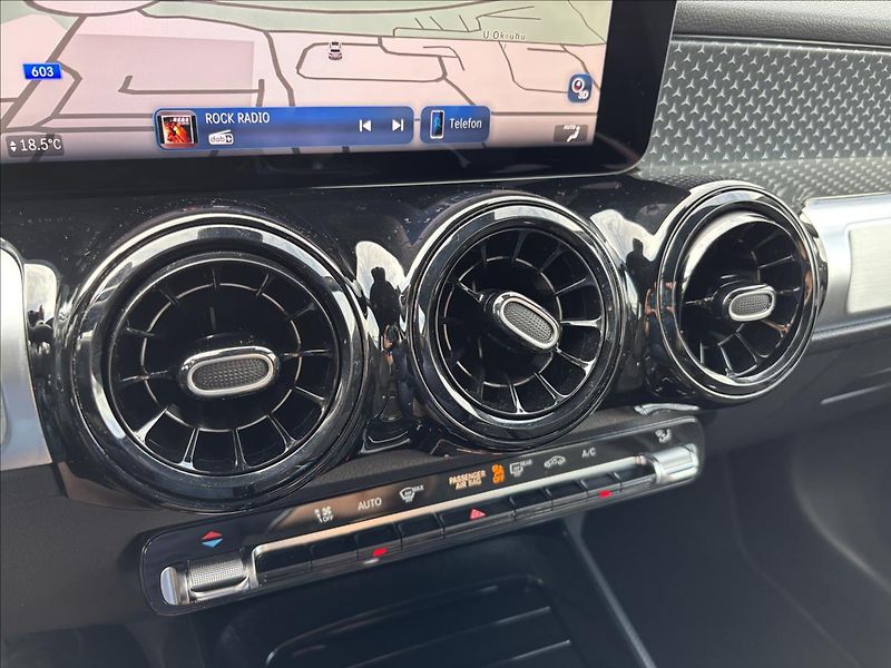 Mercedes-Benz GLB 2,0 200d 110kW 4Matic DCT - fotka 34 z 45