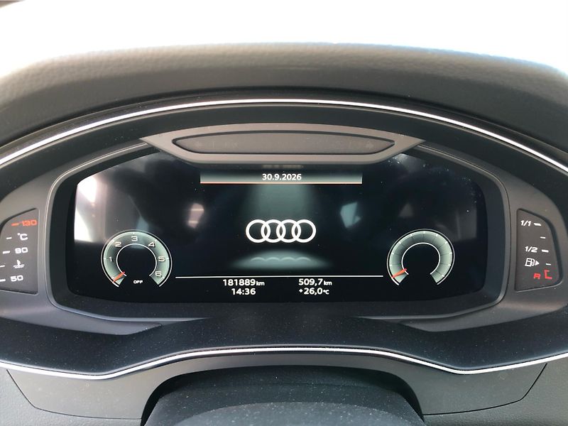 Audi A6 Avant 3,0 TDI Quattro - fotka 19 z 30